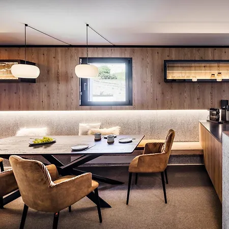 アパート Tinzenblick *